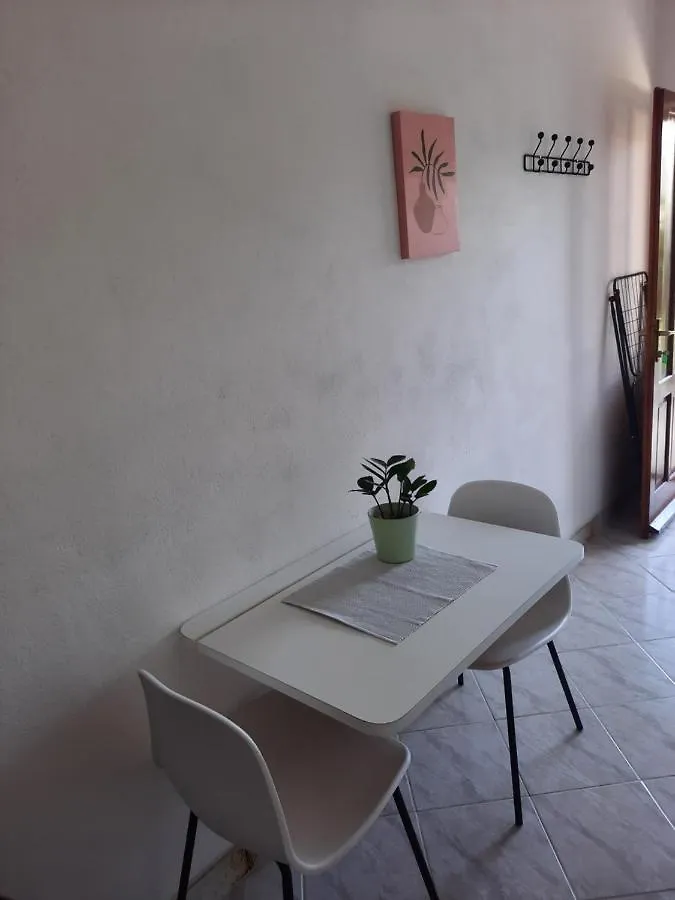 Marovito Apartment Supetarska Draga 0*,  Croatia