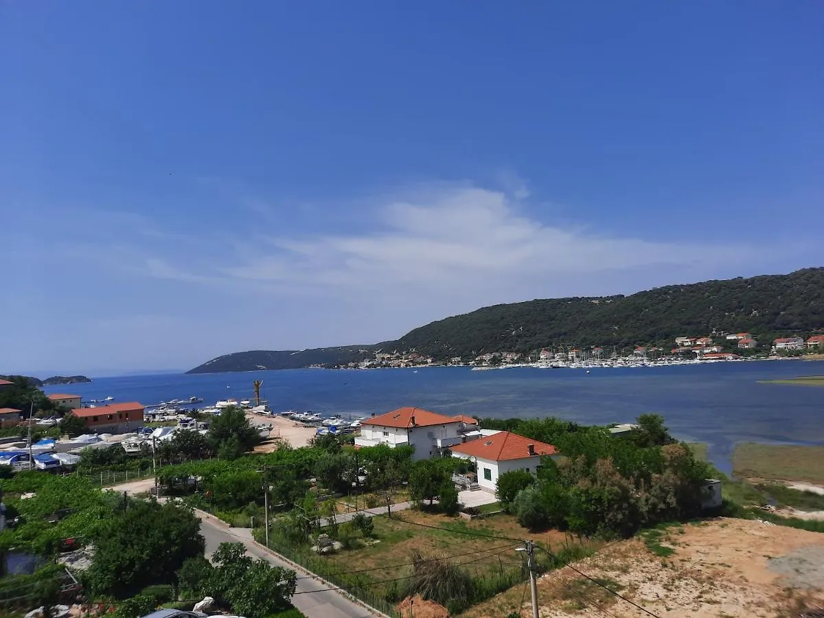 Marovito Apartment Supetarska Draga Croatia