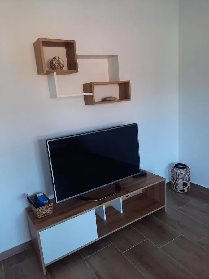 Marovito Apartment Supetarska Draga 0*,  Croatia