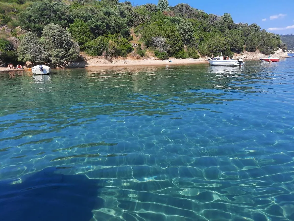 Marovito Apartment Supetarska Draga Croatia